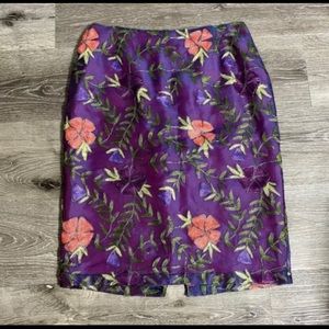 Finity Studio silk pencil skirt Size 8.